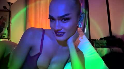 Snapshot of queenvalentinats chatting on 28, 2, 2026 ValentinaMoone online show from 28, 2, 2026