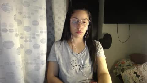 Snapshot of queenvictoria2023 chatting on 26, 5, 2026 Paola online show from 26, 5, 2026