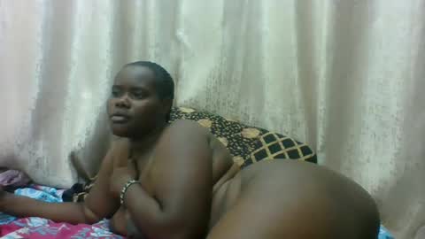 Snapshot of queenvivy chatting on 30, 6, 2026 VIVIAN online show from 30, 6, 2026