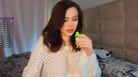 Teri  My favorite vibes 77 101 222 666 online show from 12, 3, 2025