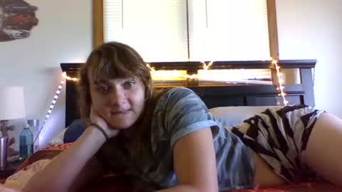 Snapshot of quicklikabunny chatting on 16, 6, 2026 quicklikabunny online show from 16, 6, 2026