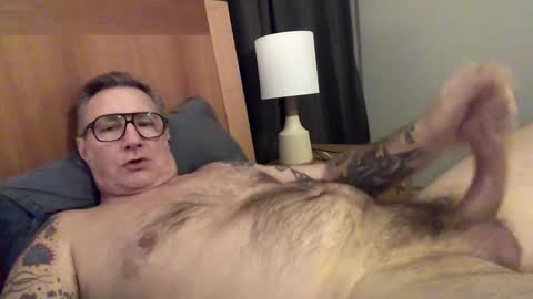 quietmature online show from 19, 2, 2025