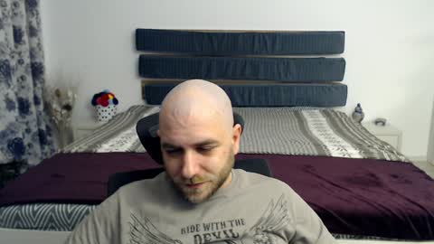 Snapshot of r0bila chatting on 24, 1, 2025 R0bila online show from 24, 1, 2025