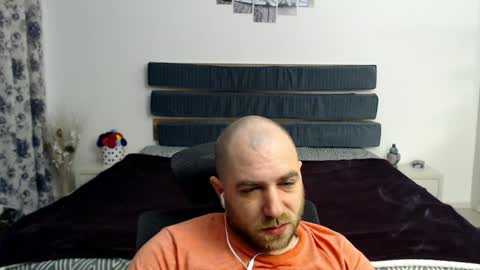 Snapshot of r0bila chatting on 28, 1, 2025 R0bila online show from 28, 1, 2025