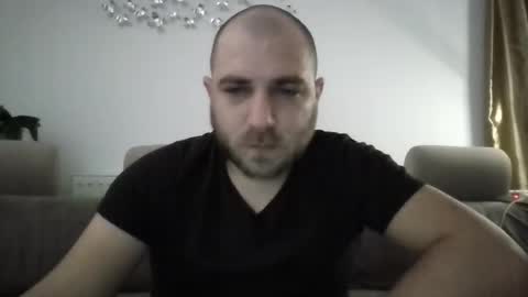 Snapshot of r0bila chatting on 12, 3, 2025 R0bila online show from 12, 3, 2025