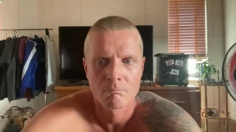 rabbit_eyes69 online show from 18, 6, 2026