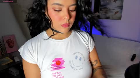 natalia  -  online show from 6, 4, 2026