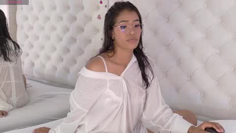 rachel_jamesx online show from 10, 5, 2026