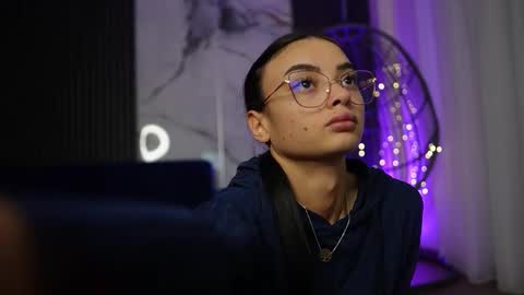 Ann online show from 1, 12, 2025