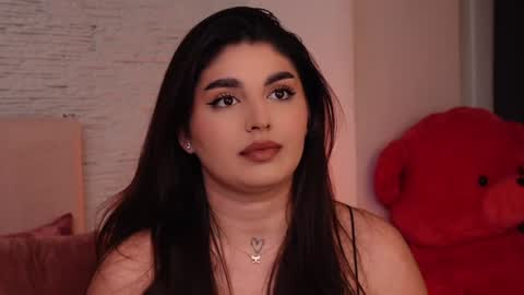 RachelSwaan online show from 7, 2, 2025