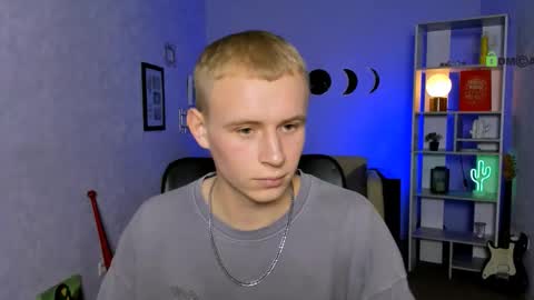 Snapshot of rafael_bien chatting on 19, 11, 2025 rafael online show from 19, 11, 2025