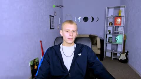 Snapshot of rafael_bien chatting on 20, 11, 2025 rafael online show from 20, 11, 2025