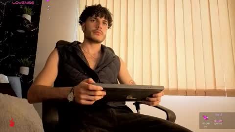 R A F A E L online show from 19, 12, 2025