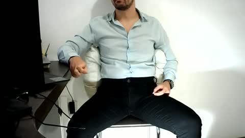 Snapshot of rafaelssk chatting on 7, 6, 2026 elenacam online show from 7, 6, 2026
