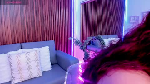 raichell_sweet_curvy online show from 2, 6, 2026