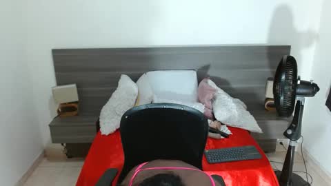 raichellcooper1 online show from 24, 2, 2025