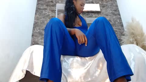 raichellcooper1 online show from 19, 9, 2025