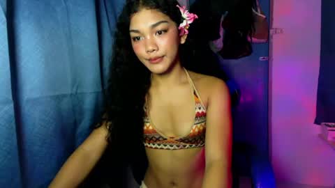 Snapshot of raiinddroopss chatting on 13, 6, 2026 moon online show from 13, 6, 2026