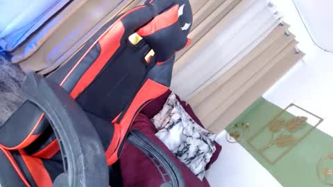 itsmeRailey online show from 17, 2, 2025