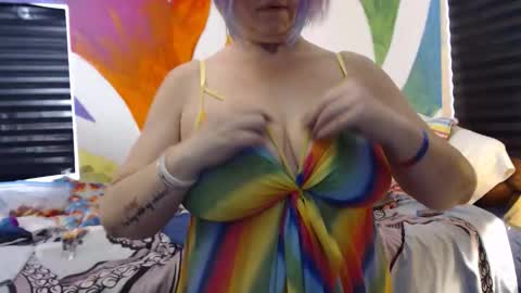 RainbowNLucky online show from 12, 11, 2025