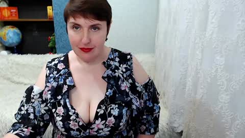 rainbowladyy online show from 2, 2, 2025