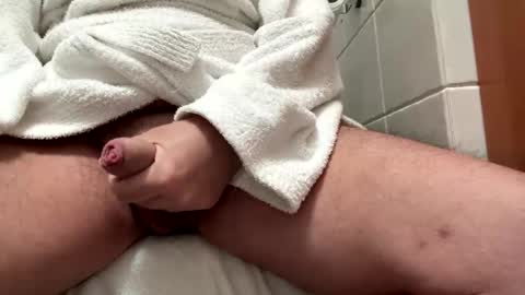 Snapshot of raindog72 chatting on 15, 11, 2025 Raindog online show from 15, 11, 2025