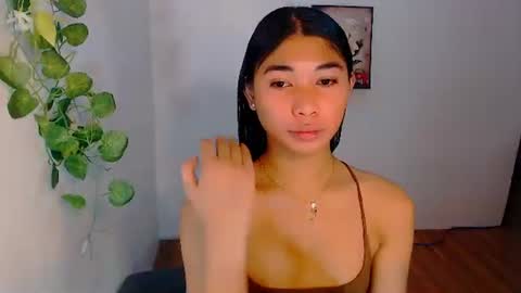 raindrizzle1706 online show from 7, 1, 2026