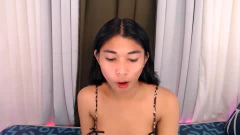 raindrizzle1706 online show from 7, 2, 2026