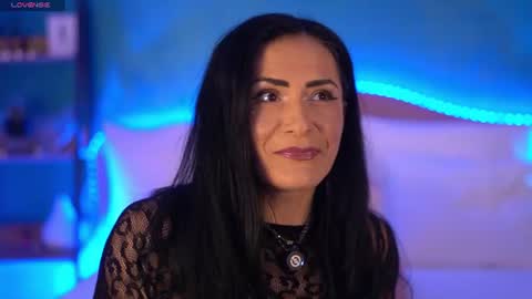 RaisaVawn online show from 21, 7, 2026