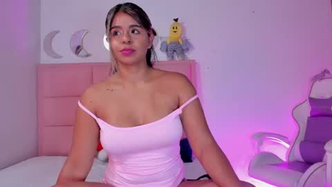  Nina  online show from 23, 7, 2026