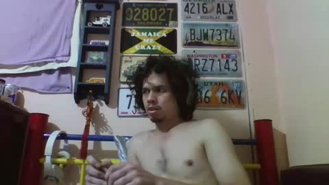 Snapshot of raku2386 chatting on 1, 1, 2025 Ken online show from 1, 1, 2025