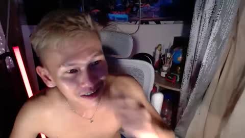 ralfhuge24 online show from 23, 3, 2026