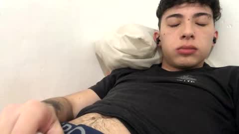 ramiroo2312 online show from 14, 11, 2025