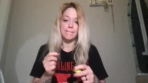 Snapshot of randiigirl69 chatting on 3, 3, 2025 Randii online show from 3, 3, 2025