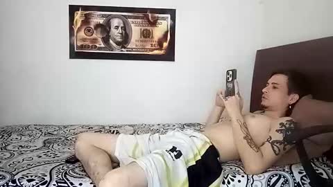 Snapshot of rangel_sex chatting on 1, 6, 2026 Rangel and Lola online show from 1, 6, 2026