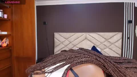 Raquel online show from 7, 1, 2026