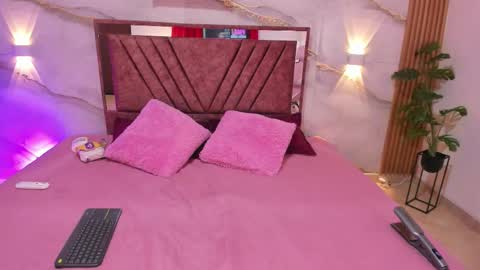 raquella_ online show from 13, 3, 2026