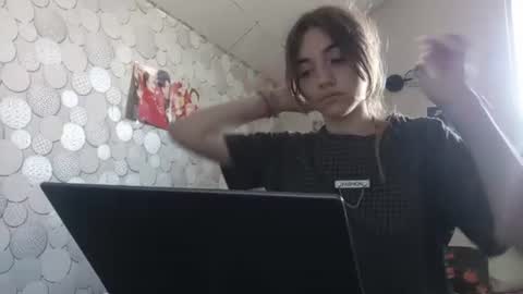 Lora online show from 14, 7, 2026