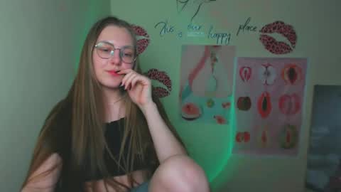 raspberry0101 online show from 14, 2, 2025