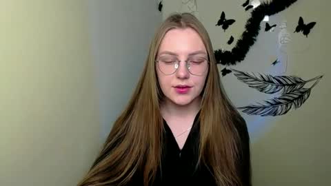 raspberry0101 online show from 23, 2, 2025