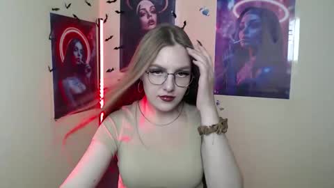 raspberry0101 online show from 9, 9, 2025