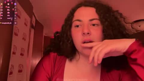 Snapshot of raspberrytommy chatting on 27, 10, 2025 Tommy online show from 27, 10, 2025