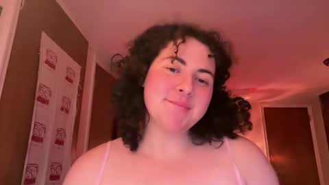 Snapshot of raspberrytommy chatting on 5, 12, 2025 Tommy online show from 5, 12, 2025