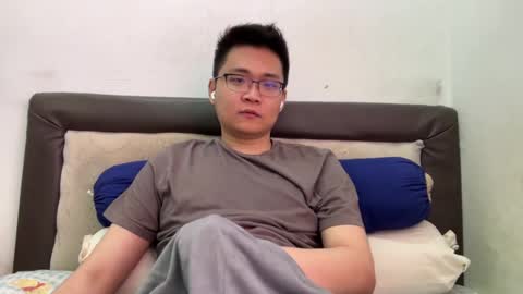 randomnaut online show from 20, 12, 2024