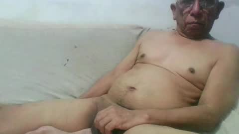 Snapshot of raven69mx2 chatting on 3, 5, 2026 raven69mx2 online show from 3, 5, 2026
