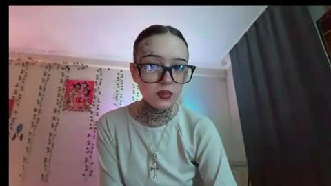 Snapshot of raven_armor chatting on 4, 7, 2026 raven_armor online show from 4, 7, 2026