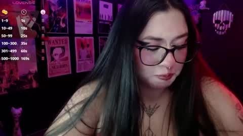Snapshot of raven_darkk chatting on 3, 7, 2026 Raven online show from 3, 7, 2026