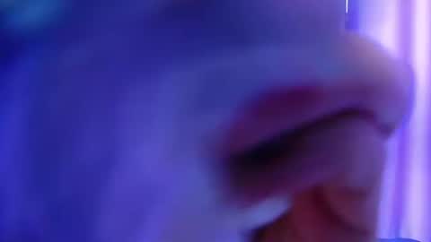 Raven Foxxy online show from 8, 7, 2026