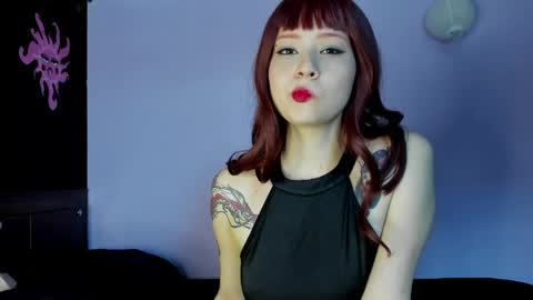 Snapshot of raven_lips chatting on 14, 5, 2026 raven_lips online show from 14, 5, 2026