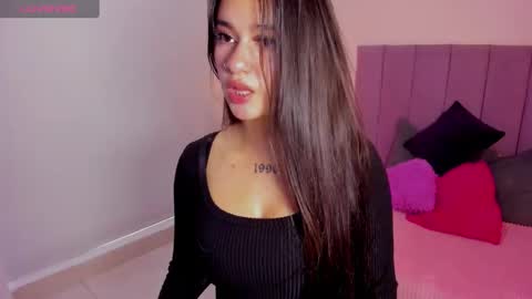 Snapshot of raven_loove chatting on 9, 3, 2026 raven_loove online show from 9, 3, 2026